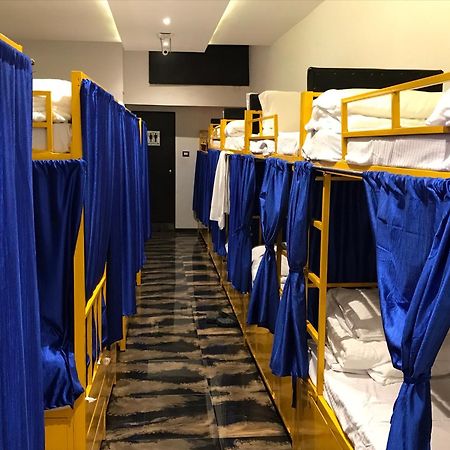 New Mango Dormitory Мумбаї Екстер'єр фото